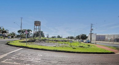 land_lot em Avenida Advogado Horácio Raccanello Filho, Vila Nova - Maringá - PR