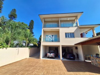 house em Avenida Dona Cherubina Viana, Vila Santo Antônio - Cotia - SP