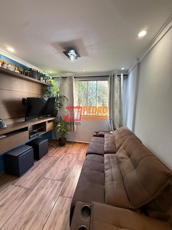 apartment em Rua Antônio Guarmerino, Jardim Celeste - São Paulo - SP