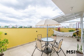 apartment em Rua Acre, Água Verde - Curitiba - PR