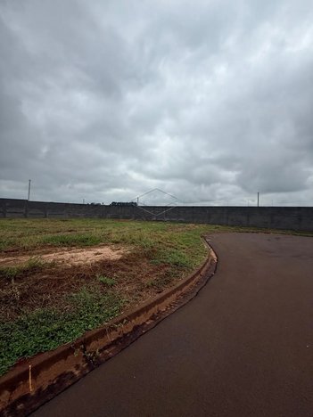 land_lot em Rua Marcelo Ferreira de Castro, Jardim Alvorada - Jaú - SP