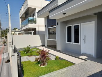 house em Das Pitangueiras, Madri - Palhoça - SC