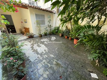 house em Rua Maria Eugênia, Humaitá - Rio de Janeiro - RJ