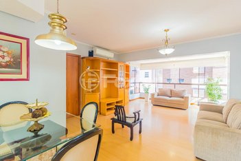 apartment em Rua Itaboraí, Jardim Botânico - Porto Alegre - RS
