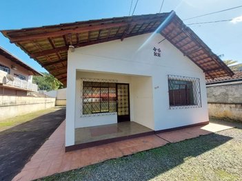 house em Rua Guaíra, Iririú - Joinville - SC