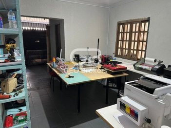 office em Rua Los Angeles, Jardim Califórnia - Jacareí - SP