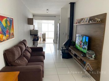 house em Avenida Prefeito Ary Alcântara, Areal - Pelotas - RS