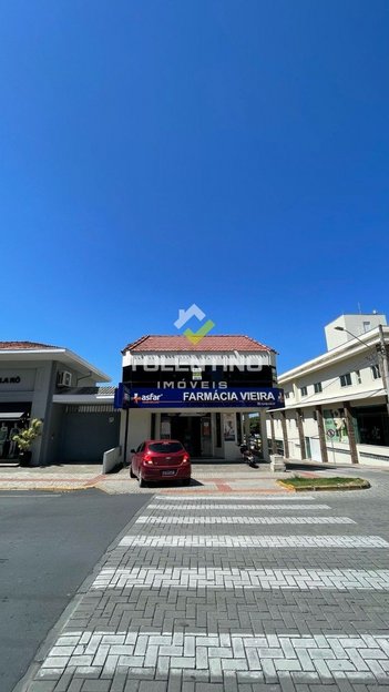 office em Avenida Nereu Ramos, Centro - Balneário Piçarras - SC