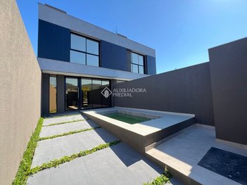 house em Rua Fermino Taveira Cruz, Barra - Balneário Camboriú - SC