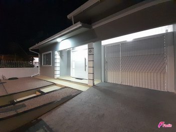 house em Bernardino Jacob May, Centro - Palhoça - SC