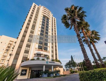 apartment em Avenida Professora Izoraida Marques Peres, Parque Campolim - Sorocaba - SP