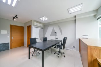 office em Avenida Doutor Nilo Peçanha, Três Figueiras - Porto Alegre - RS
