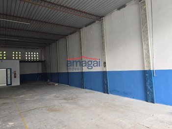 industrial em Rua Padre Eugênio, Jardim Jacinto - Jacareí - SP