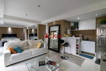 apartment em Rua Jerônimo da Veiga, Jardim Europa - São Paulo - SP