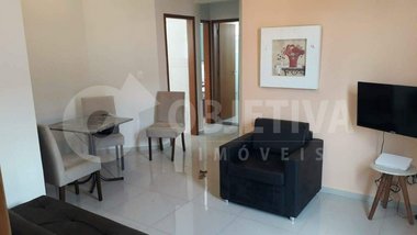 apartment em Rua Nelson de Oliveira, Santa Mônica - Uberlândia - MG