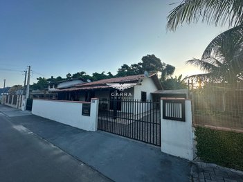 house em Rua Emídio de Souza Soares, Praia de Armação do Itaporocoy - Penha - SC