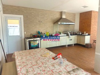 house em Avenida Gil Milício de Souza, Jardim Altos de Santana II - Jacareí - SP