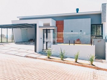 house em Rua Armindo Gerhardt, Carneiros - Lajeado - RS