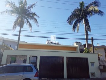 house em Rua Padre José de Anchieta, Nossa Senhora de Lourdes - Santa Maria - RS