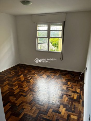 apartment em Avenida Taquary, Cristal - Porto Alegre - RS