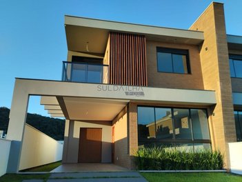 house em Doutor Antônio Luiz Moura Gonzaga, Rio Tavares - Florianópolis - SC