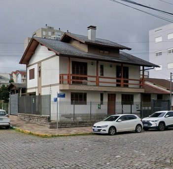 house em Avenida Paulo Broilo, Centro - Farroupilha - RS