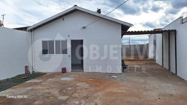 house em Rua do Batuirucu, Loteamento Residencial Pequis - Uberlândia - MG