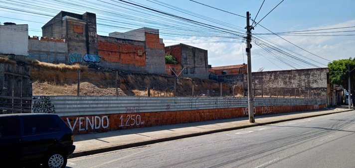 Cômodo Condomínio