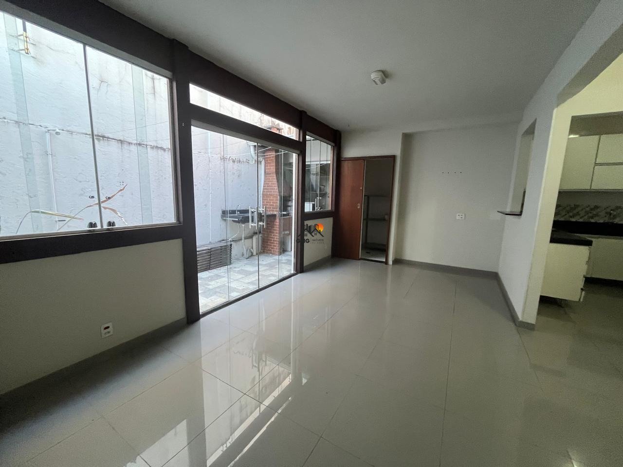 Apartamento com 3 quartos — Santa Amélia, Belo Horizonte