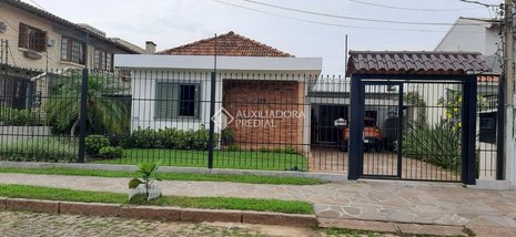 house em Rua Jacipuia, Guarujá - Porto Alegre - RS