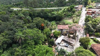 commercial_building em Avenida Brasília, Duquesa II (São Benedito) - Santa Luzia - MG