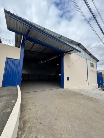 industrial em Avenida Gil Antônio Pereira, Lagoa de Santo Antônio - Pedro Leopoldo - MG