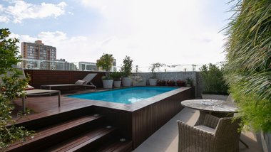 apartment em Alameda Júlia da Costa, Mercês - Curitiba - PR