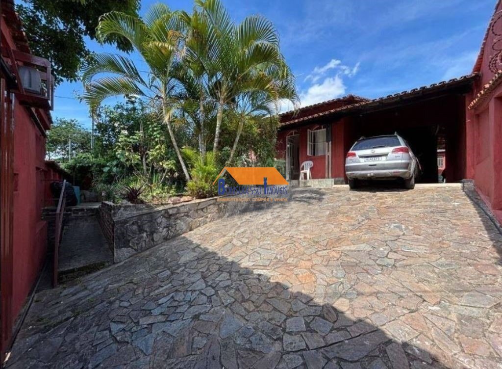 Casa com 3 quartos — Floramar, Belo Horizonte