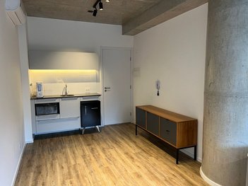 office em Rua Senador César Lacerda Vergueiro, Sumarezinho - São Paulo - SP