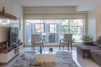 house em Rua Professora Ziláh Totta, Jardim Leopoldina - Porto Alegre - RS