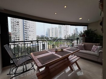apartment em Rua Bonnard, Alphaville Empresarial - Barueri - SP