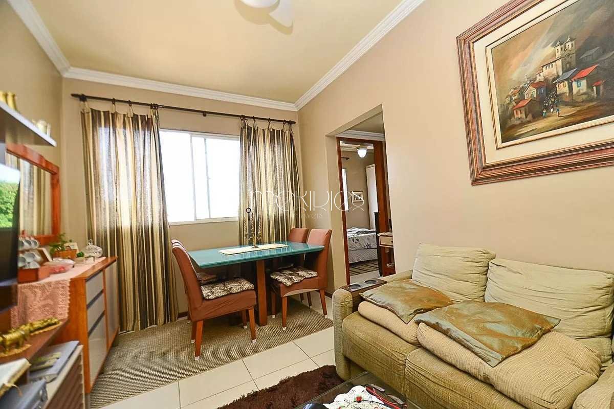 Apartamento com 2 quartos — Sagrada Família, Belo Horizonte