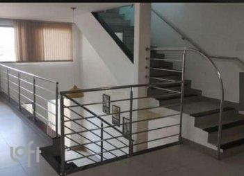 house em Sete, Oitis - Contagem - MG