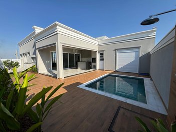 house em Avenida Rodolfo Kivitz, Parque dos Pinheiros - Nova Odessa - SP