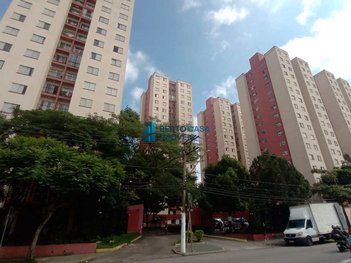 apartment em Rua Baltazar Nunes, Vila Carmosina - São Paulo - SP