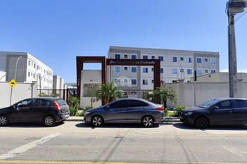 apartment em Rua Pedrina Costa Viski, Itália - São José dos Pinhais - PR