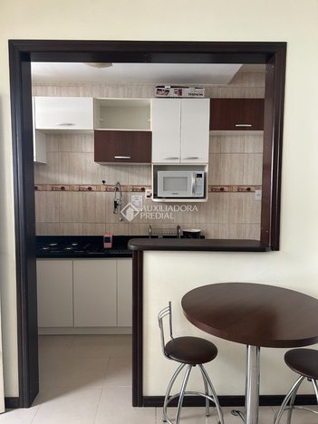apartment em Avenida Cristóvão Colombo, Independência - Porto Alegre - RS