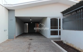 house em Avenida 33, Vila Santo Antônio - Rio Claro - SP