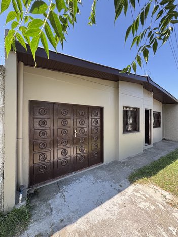 house em Peru, América - Rio Grande - RS