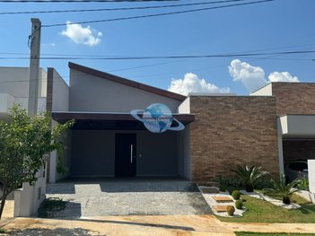 house em Avenida Três de Março, Aparecidinha - Sorocaba - SP