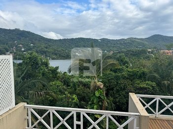 apartment em Avenida do Ipê-Amarelo, Lagoa da Conceição - Florianópolis - SC