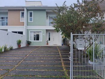 house em Rua da Caliandra Rosa, Cachoeira do Bom Jesus - Florianópolis - SC