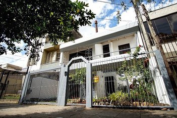 house em Rua Francisco Ferrer, Rio Branco - Porto Alegre - RS