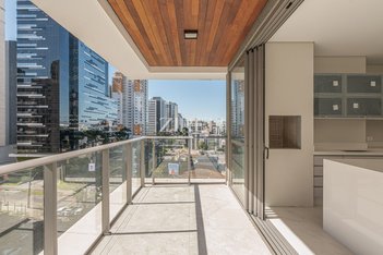 apartment em Avenida Silva Jardim, Água Verde - Curitiba - PR